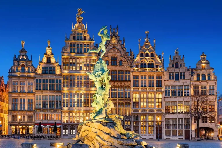 Where to Stay in Antwerp for First Timers