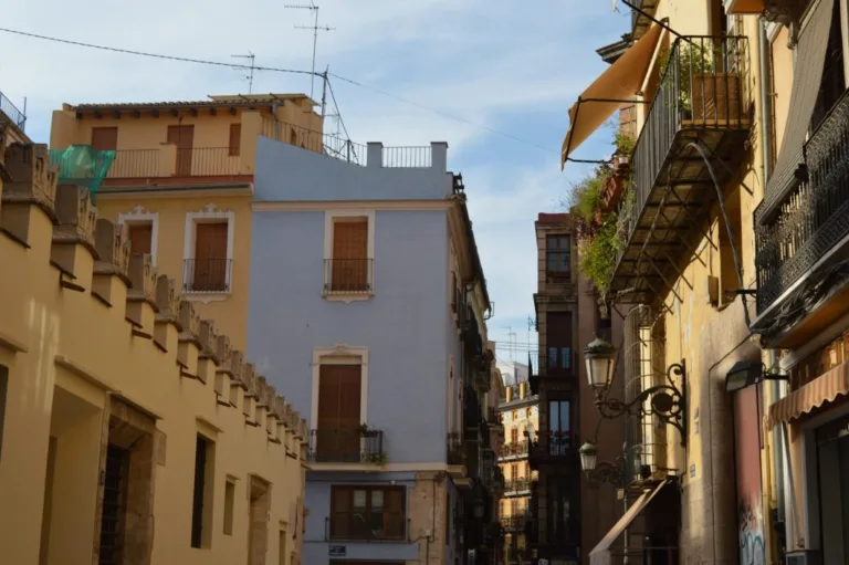 Where to Stay in Valencia for First Timers